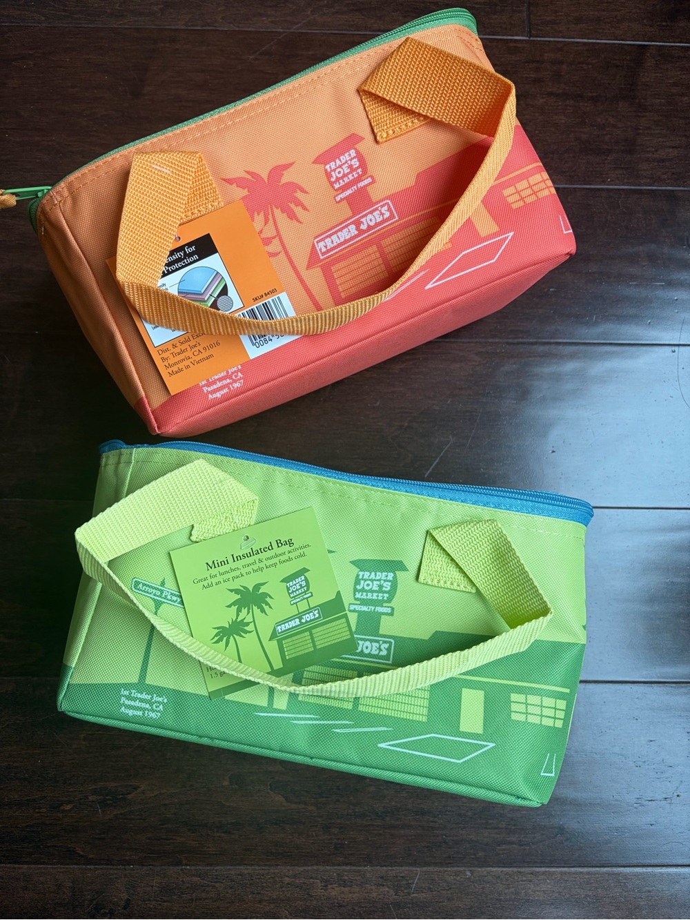 2x Trader Joe's Mini Insulated Bags - green  and orange ( 2 per order )